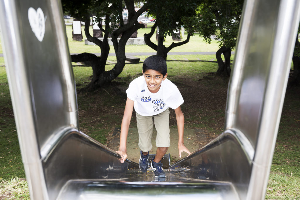 Photo d'un jeune dans un parc de Saint-André